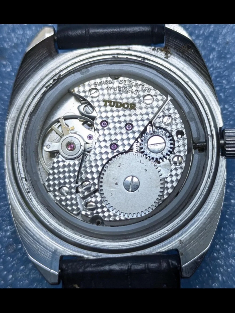 Classic Mens Tudor Manual Wind Wristwatch